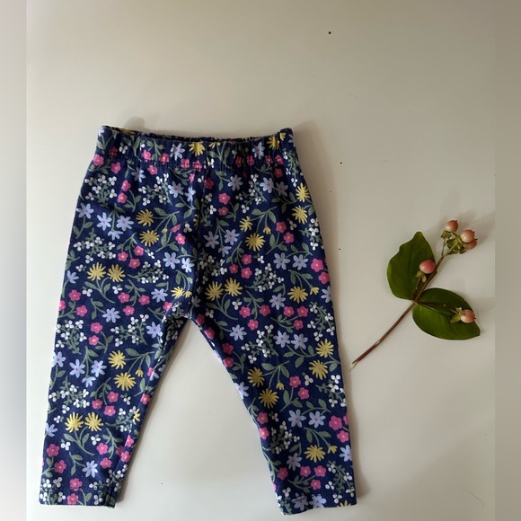 Fun Funky Patterns Baby Clothing Bundle - Picture 10 of 11